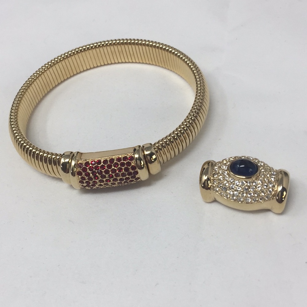 Bracelet With Interchangeable Magnetic Centers - image 1